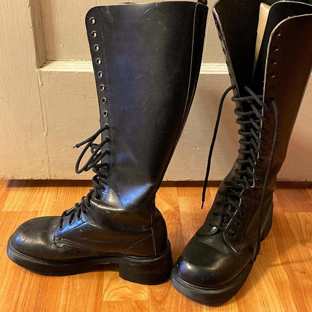 Vintage 20 hole DOCS